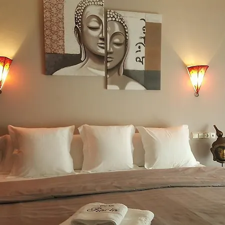 Guest house Casa Rocio 2*